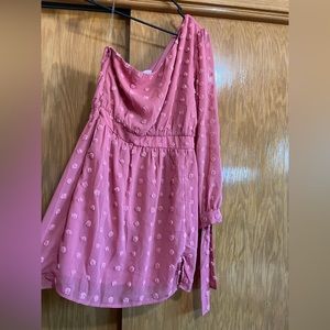 One shoulder dress
